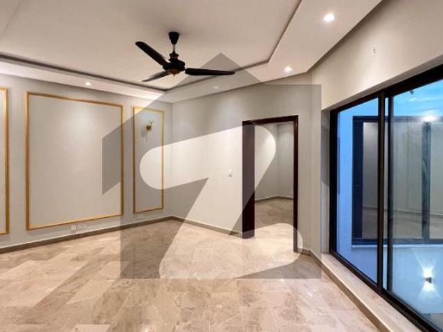 Luxury Renovated Twin Houses For Sale In F 7