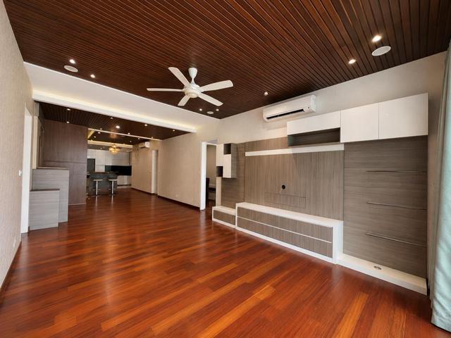 Luxury Renovated X2 Residency Condo 2415Sf 3 Parking Taman Putra Prima