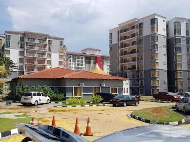 Luxury resort condominium