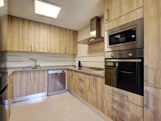 Luxury Townhouse for rent in Estepona, Andalusia