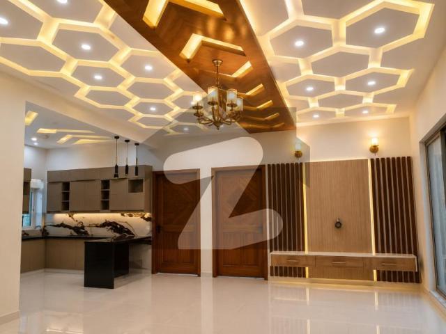 Luxury Town House For Sale Amir Khusro