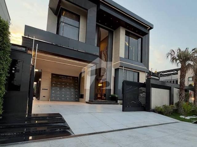 Luxury Top City 10 Marla House For Sale