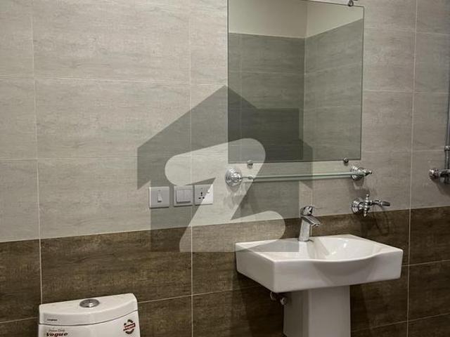 Luxury Three Bedroom Unfurnished Appartment Available For In G11 Markaz G 11
