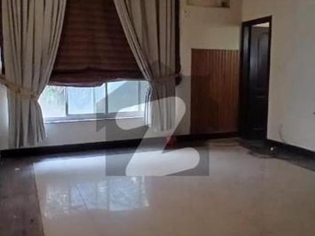 Luxury Triple Storey House Available For Rent In F 10 Islamabad F 10
