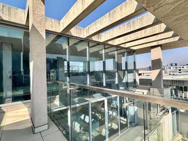 luxury triplex penthouse fully furni.