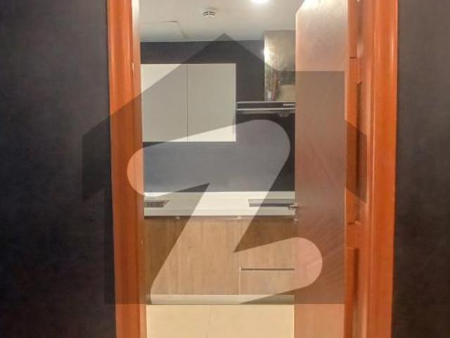 Luxury Two Bed Apartment un Furnished with Maid room Available For Rent Air bnb allow in DHA Phase 4 Lahore! Goldcrest Mall & Residency