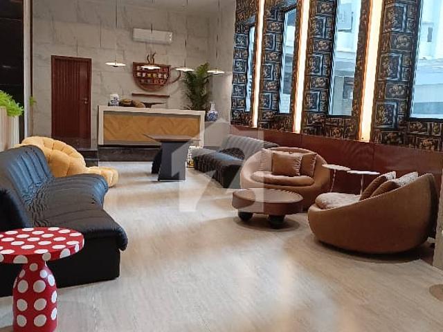Luxury Two BedDD Apartment With Private Lift At The Court Twin Tower