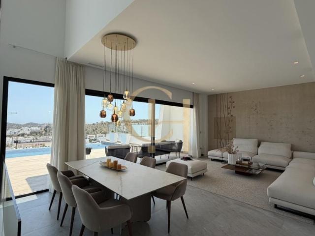 Luxury Villa con piscina infinita y vistas al mar en Finestrat