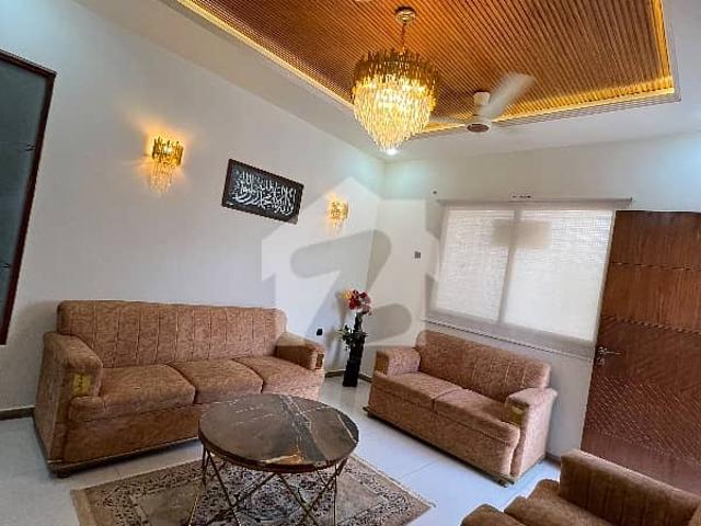 Luxury Villa Block C 160 Sq Yard Corner Banglow Available For Sale In Naya Nazimabad C