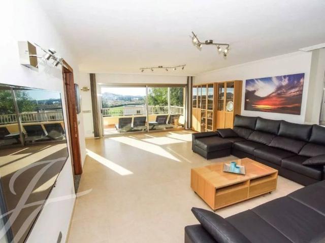 Luxury Villa for rent in Cap Martinet, Spain