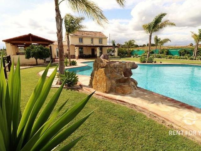 Luxury Villa for rent in Alhaurín el Grande, Andalusia