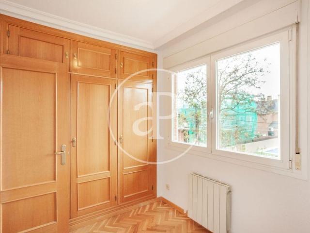 Luxury Villa for rent in Barajas de Madrid, Ciudad Lineal, Autonomous Region of Madrid