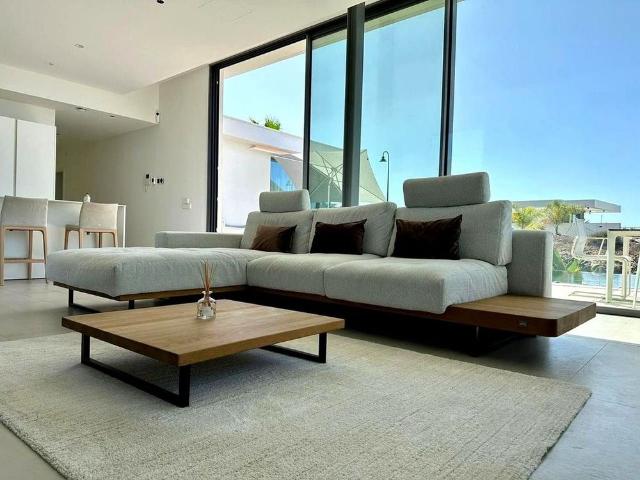 Luxury Villa for rent in Guía de Isora, Spain