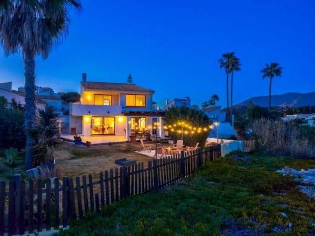 Luxury Villa for rent in Estepona, Andalusia