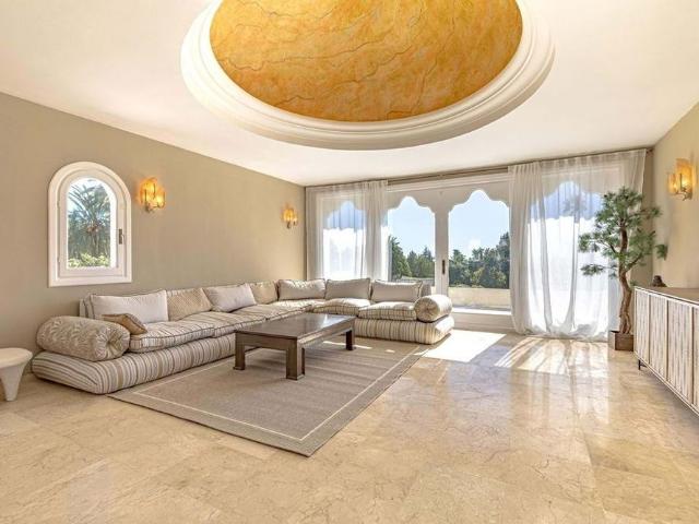 Luxury Villa for rent in Estepona, Spain