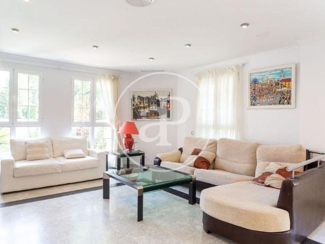 Luxury Villa for rent in L'Eliana, Spain
