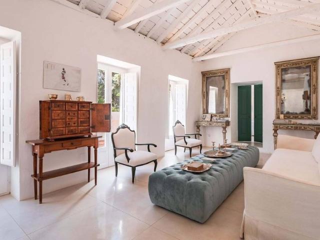 Luxury Villa for rent in Marbella, Andalusia