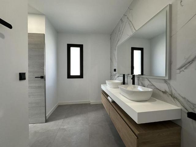 Luxury Villa for rent in San Vicent del Raspeig, Valencia