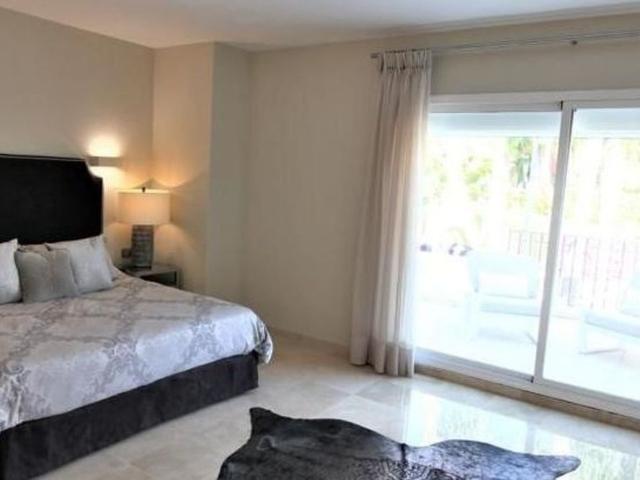 Luxury Villa for rent in The Golden Mile, Marbella, Andalusia