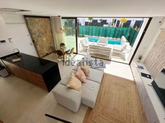 Luxury Villa in Benijófar, for rent