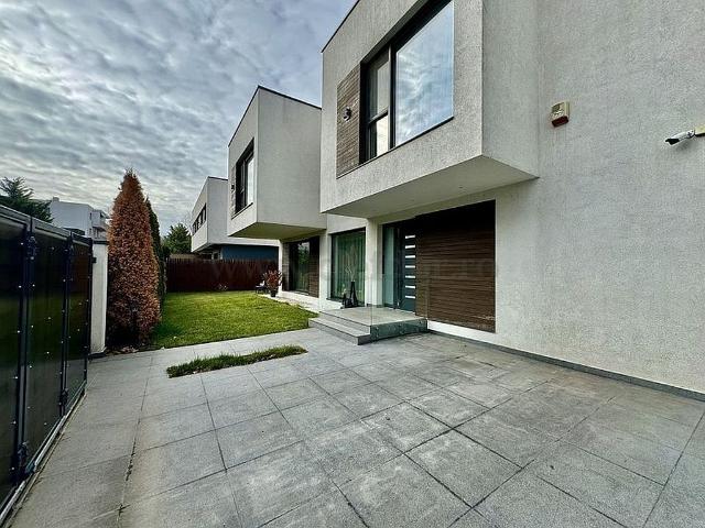 Luxury villa in Iancu Nicolae area