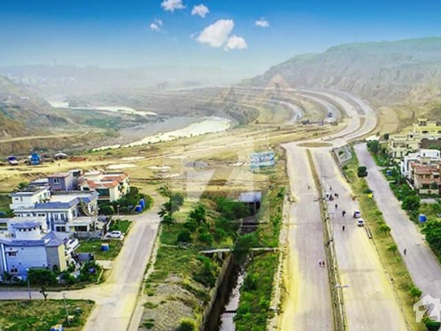 Luxury Villa Plot in DHA Phase 5 Sector K | Demand 4.00 Crore | Prime Block