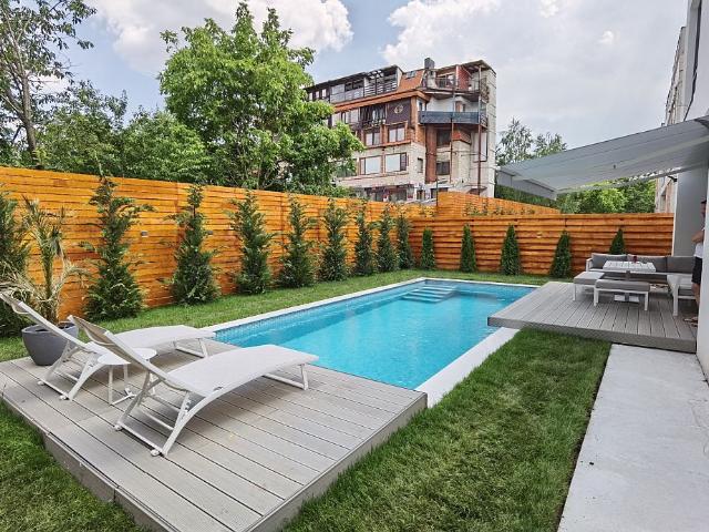 LUXURY VILLA with SWIMMING POOL on Iancu Nicolae