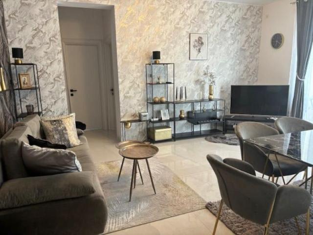 Lux la prima inchiriere