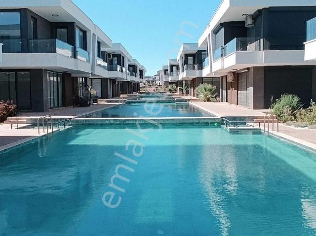 Lux Sitede 3+1 Altan İsitma