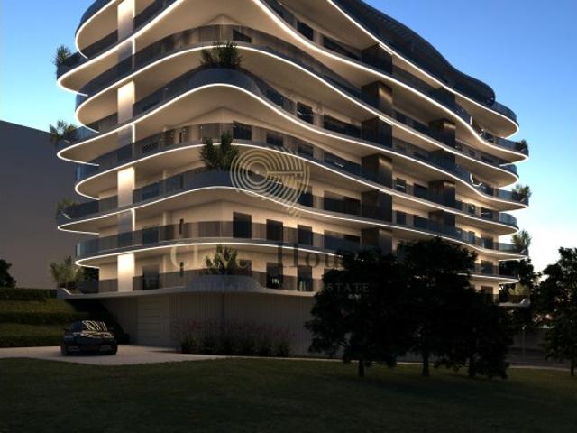 Lux Tower Braga