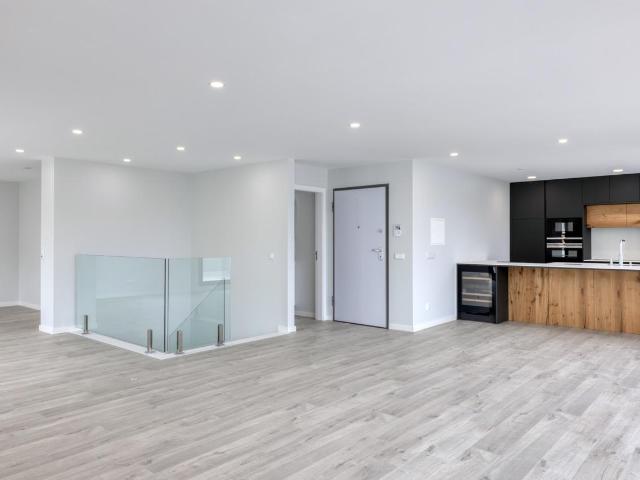 Lux Terrace Four Bedroom Duplex Apartment 300m² Alcochete