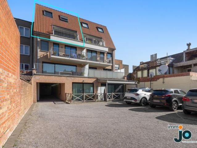 Luxe duplexappartement met 2 zonneterrassen op toplocatie.