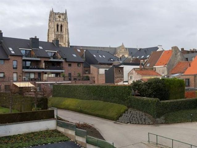 Luxe Dakappartement met garage en lift in centrum Tongeren