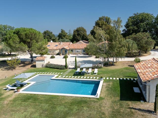 Luxe discret à deux pas de Lectoure 543m² Lectoure