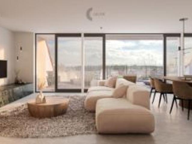 Luxe penthouse duplex met prachtige vergezichten te Knokk.