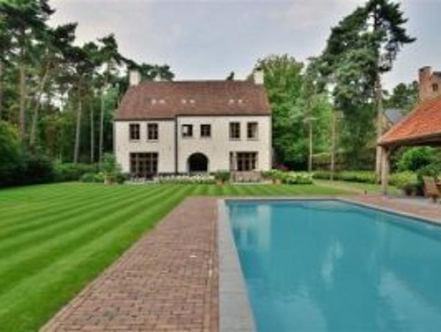 Luxe villa met zwembad
