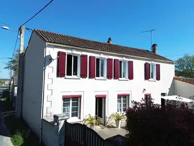 Luxé 16230 Achat / Vente maison 5 pièces t5 jardin terrasse