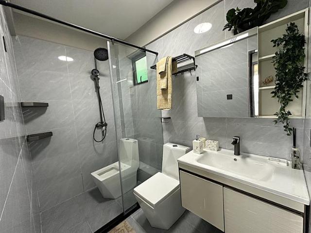 Luxe 1 bed for sale