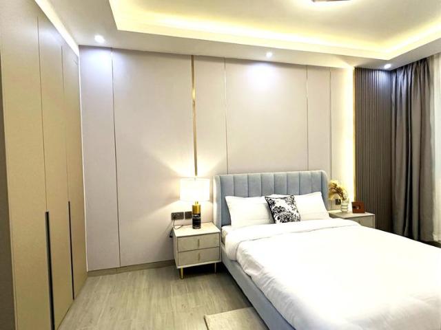 Luxe 4 bed with dsq for sale