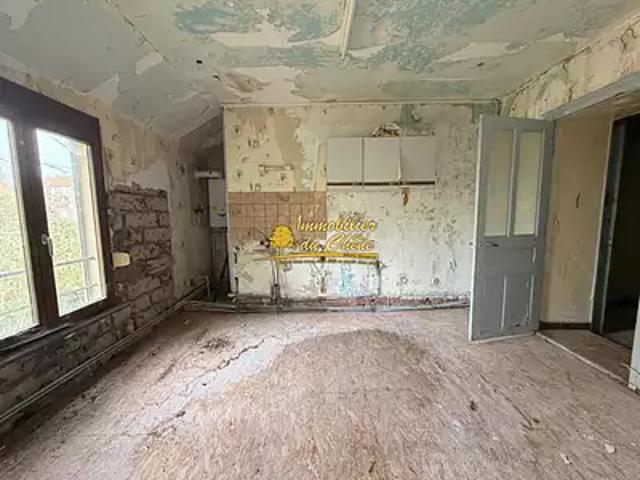 Luxeuil les Bains 70300 Achat / Vente appartement 3 pièces t3 au dernier étage parking
