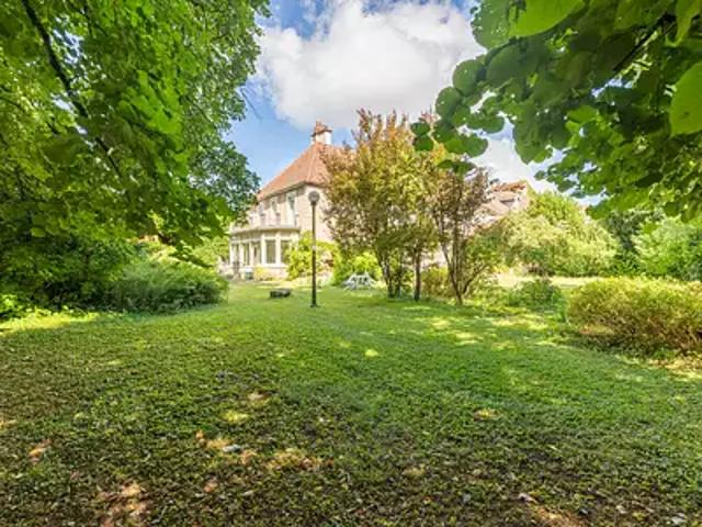 Luxeuil les Bains 70300 Achat / Vente maison 25 pièces t25 au dernier étage