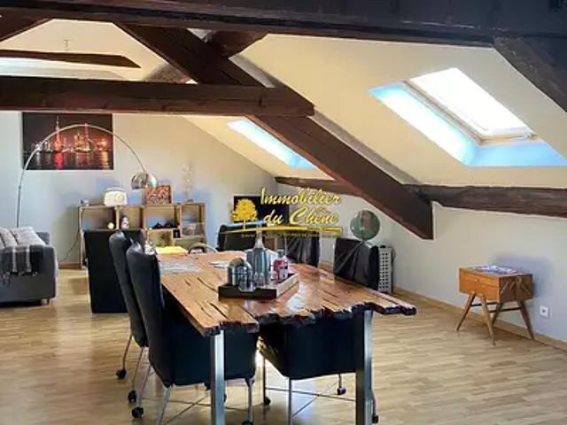 Luxeuil les Bains 70300 Location appartement 3 pièces t3 au dernier étage parking