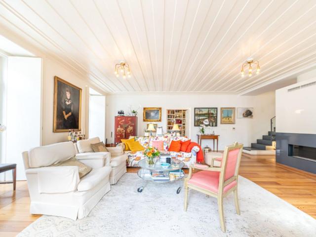 Luxo Silencioso num Top floor duplex com varandas em prédio. 291m² Santa catarina