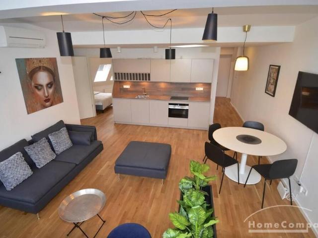 Luxorious Ku Damm Apartment