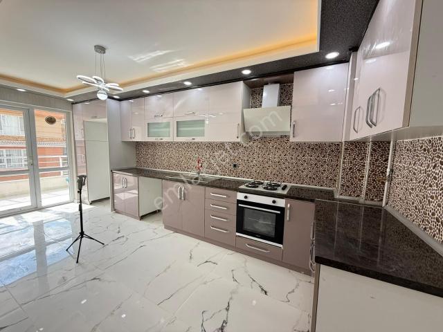 Lüxova'dan Esertepe Vadi Yakını Lüx Yapılı 2.kat 4+1 Kupon Daire