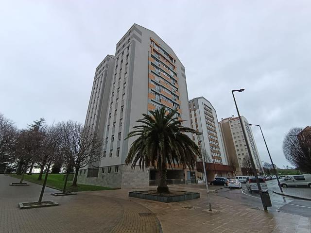 Luz, amplitud y vistas despejadas en Gijón