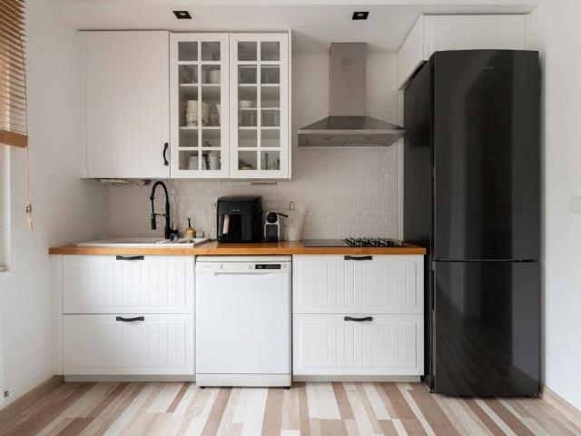 LUZ, ESPACIO Y CONFORT EN EL CENTRO DE MIERES. VIVIENDA REFORMADA DE 3 DORMITORIOS CON DOS VESTIDORES
