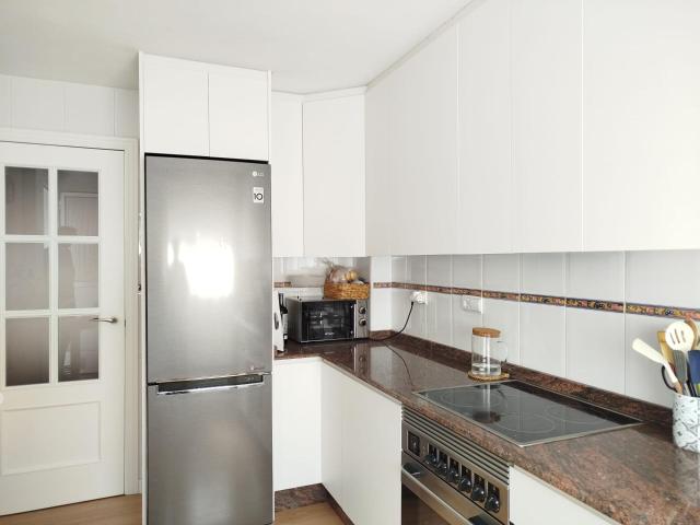 ¡Luz, espacio y confort! Espectacular piso en alquiler con garaje y trastero, disponible a finales de agosto