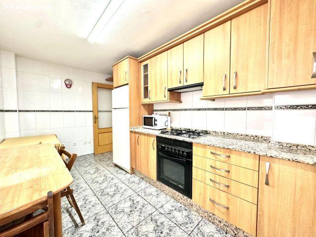 LUZ, VISTAS Y 114m2: TU NUEVO HOGAR TE ESPERA!