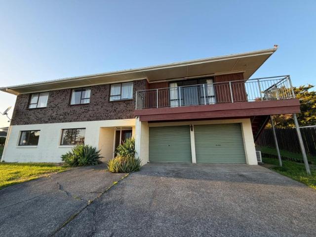 lynfield, 6+ bedrooms
